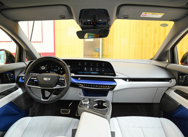 Cadillac Optiq