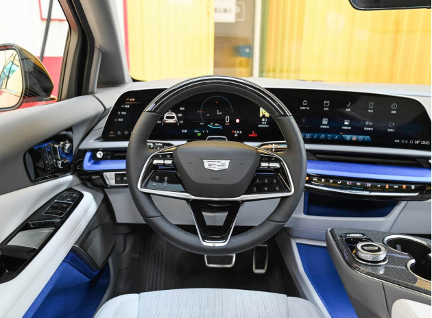 Cadillac Optiq