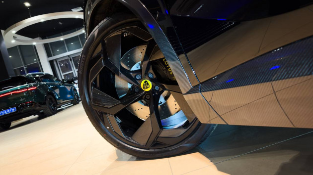 Lotus Eletre 2024