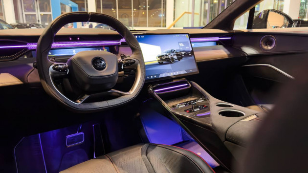 Lotus Eletre 2024