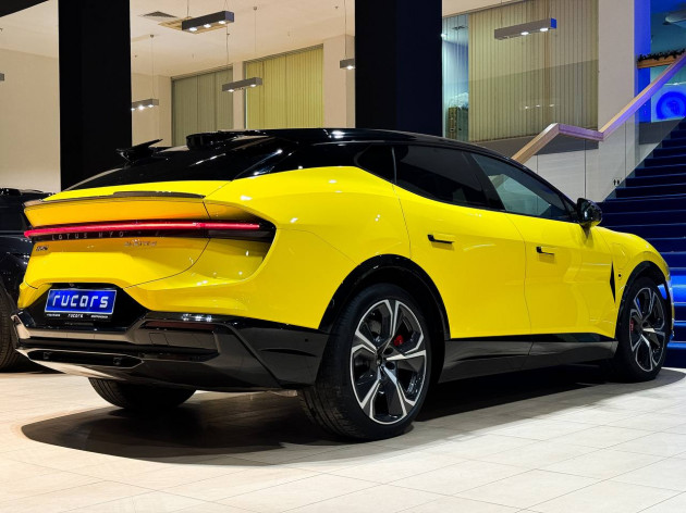 Lotus Eletre 2024
