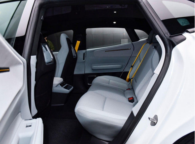 Polestar 4