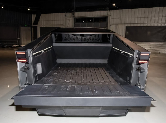 Tesla Cybertruck