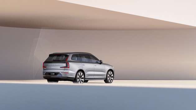 Volvo EX90