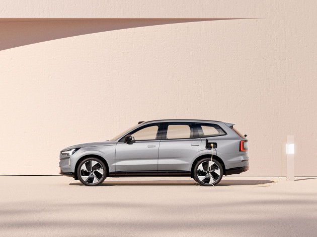 Volvo EX90