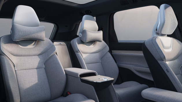 Volvo EX90