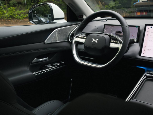 Xpeng G9