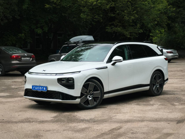 Xpeng G9