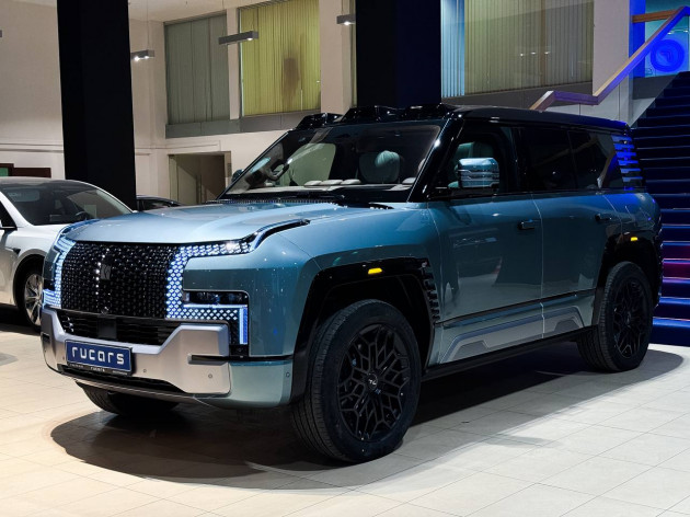 YangWang U8